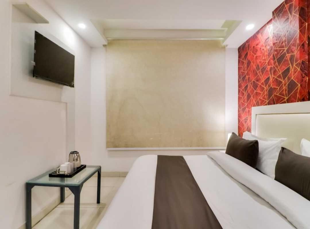 Hotel O Galaxy Stay Нью-Делі Екстер'єр фото
