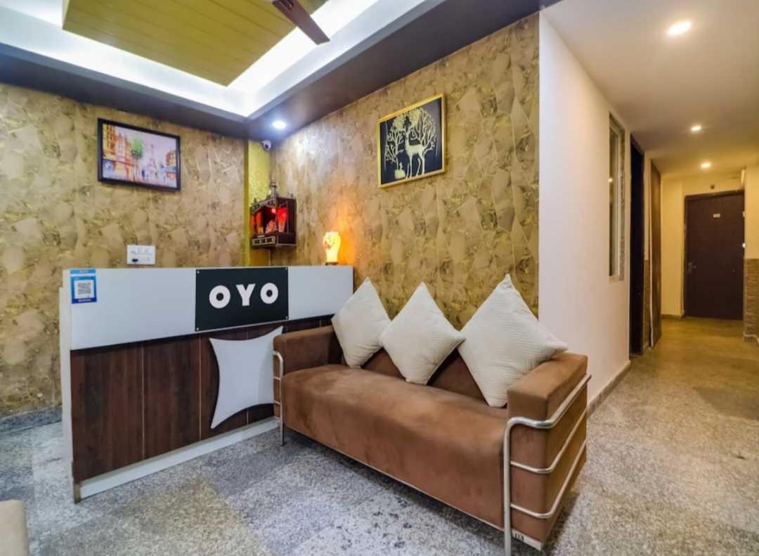 Hotel O Galaxy Stay Нью-Делі Екстер'єр фото